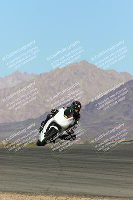 media/Feb-12-2022-SoCal Trackdays (Sat) [[3b21b94a56]]/Turn 9 Set 1 (1130am)/